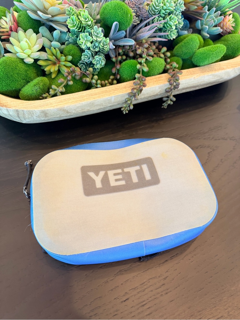 Yeti Grey and Blue side kick Accessory Case with Zipper